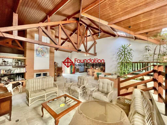 Imagem Casa com 5 Quartos à Venda, 2 m² em Vila Santo Antônio - Cotia Imagem Casa com 5 Quartos à Venda, 2 m² em Vila Santo Antônio - Cotia
