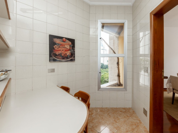 Imagem Apartamento com 4 Quartos à Venda, 244 m² em Vila Uberabinha - São Paulo