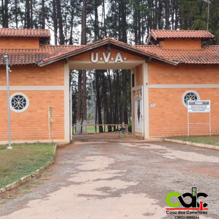 Imóvel com 2 Quartos à Venda, 300 m² em Clube Da Uva - Andradas