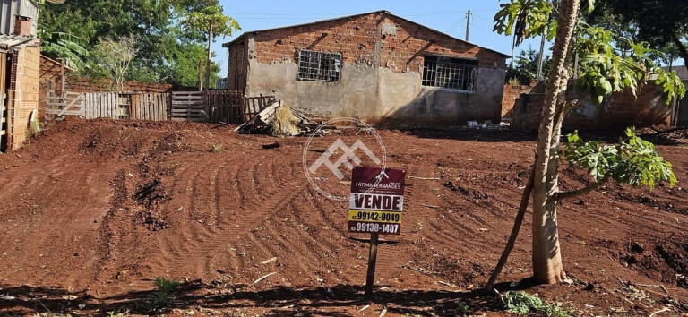 Terreno à Venda,  em Primeiro De Maio