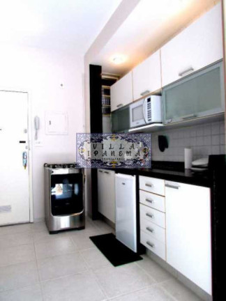 Imagem Apartamento com 1 Quarto à Venda, 33 m² em Copacabana - Rio De Janeiro Imagem Apartamento com 1 Quarto à Venda, 33 m² em Copacabana - Rio De Janeiro