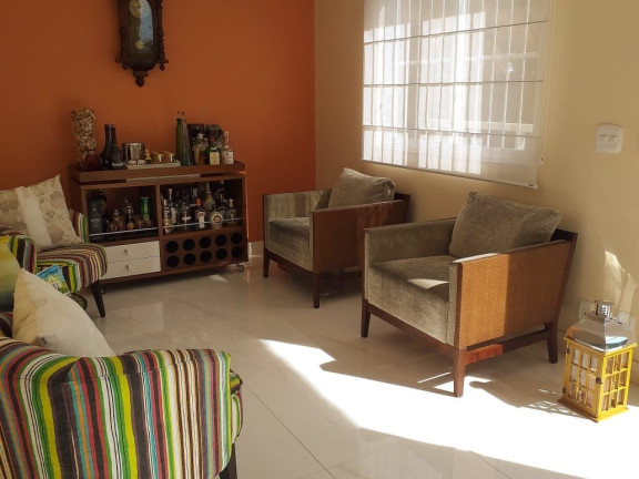 Imagem Casa com 4 Quartos à Venda, 122 m² em Bom Retiro - Teresópolis Imagem Casa com 4 Quartos à Venda, 122 m² em Bom Retiro - Teresópolis