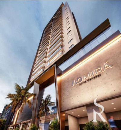 Apartamento com 4 Quartos à Venda, 138 m² em Centro - Balneário Camboriú