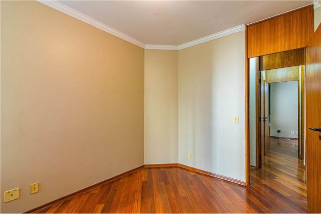 Imagem Imóvel com 4 Quartos à Venda, em Moema - São Paulo Imagem Imóvel com 4 Quartos à Venda, em Moema - São Paulo