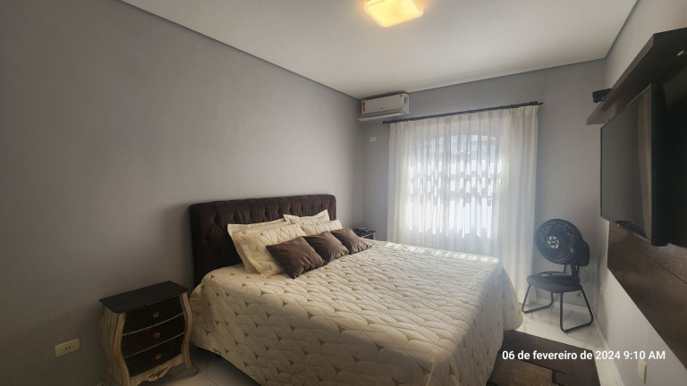 Imagem Casa com 3 Quartos à Venda, 270 m² em Boqueirão - Santos