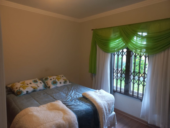 Imagem Casa com 4 Quartos à Venda, 260 m² em Aventureiro - Joinville