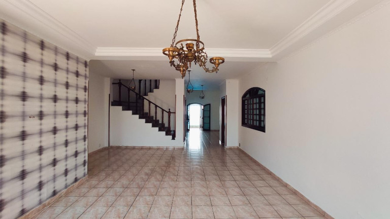 Imagem Sobrado com 4 Quartos à Venda, 275 m² em Caiçara - Praia Grande