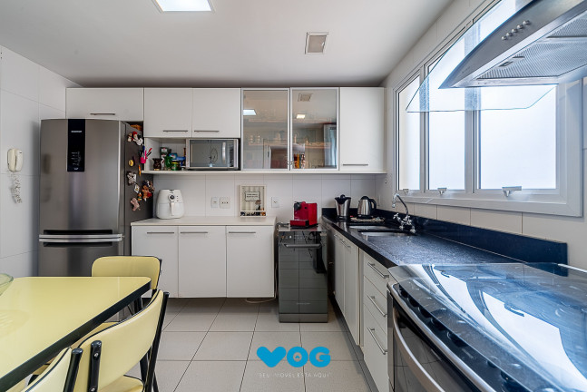Imagem Imóvel com 3 Quartos à Venda, 141 m² em Jardim Europa - Porto Alegre
