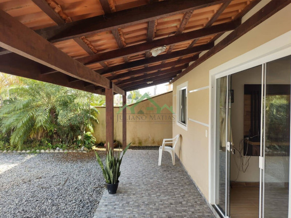 Imagem Casa com 3 Quartos à Venda, 140 m² em Centro - Balneário Barra Do Sul