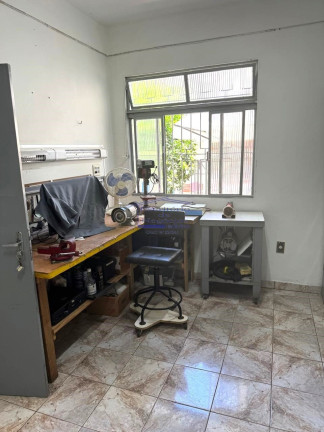 Imagem Casa com 3 Quartos à Venda, 244 m² em Cavalhada - Porto Alegre
