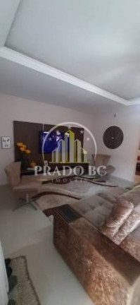Imagem Sobrado com 2 Quartos à Venda, 10 m² em Santa Regina - Camboriú Imagem Sobrado com 2 Quartos à Venda, 10 m² em Santa Regina - Camboriú
