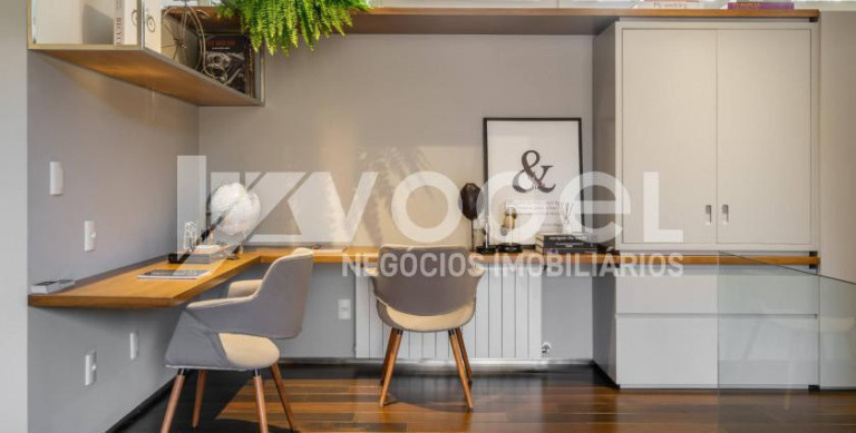 Imagem Casa com 3 Quartos à Venda, 832 m² em Bairro Não Informado - Gramado Imagem Casa com 3 Quartos à Venda, 832 m² em Bairro Não Informado - Gramado
