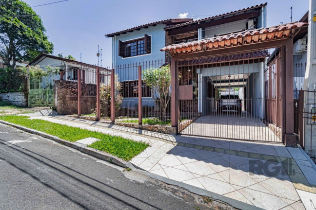 Casa com 3 Quartos à Venda, 232 m² em Vera Cruz - Gravataí