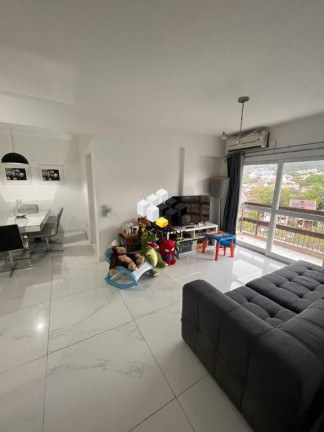 Imagem Cobertura com 3 Quartos à Venda, 146 m² em Teresópolis - Porto Alegre