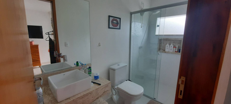 Imagem Casa com 3 Quartos à Venda, 200 m² em Cocanha - Caraguatatuba
