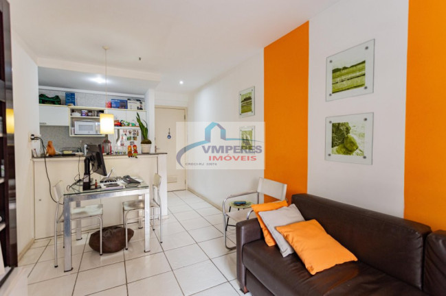 Imagem Apartamento com 1 Quarto à Venda, 42 m² em Copacabana - Rio De Janeiro Imagem Apartamento com 1 Quarto à Venda, 42 m² em Copacabana - Rio De Janeiro