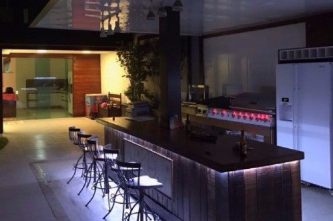 Imagem Casa com 4 Quartos à Venda, 250 m² em Enseada Azul - Guarapari