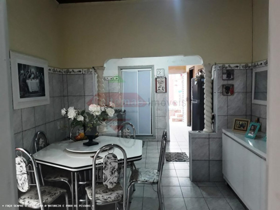 Imagem Casa com 3 Quartos à Venda, 112 m² em Centro - Taubaté Imagem Casa com 3 Quartos à Venda, 112 m² em Centro - Taubaté