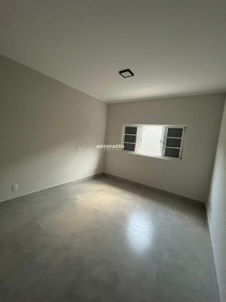 Imagem Casa com 3 Quartos à Venda, 200 m²