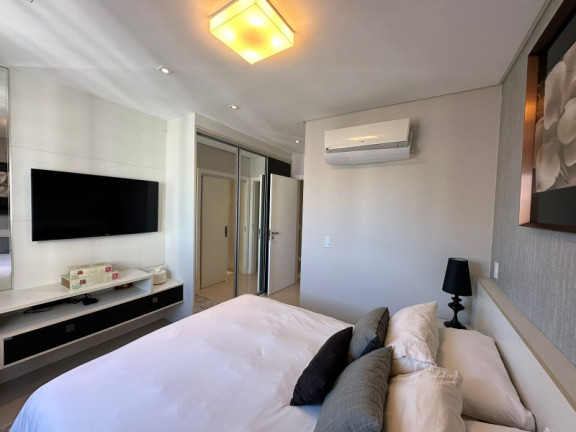 Imagem Apartamento com 3 Quartos à Venda, 122 m² em Centro - Balneário Camboriú Imagem Apartamento com 3 Quartos à Venda, 122 m² em Centro - Balneário Camboriú