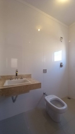 Imagem Casa com 3 Quartos à Venda, 250 m² em Jardim Oasis - Taubaté Imagem Casa com 3 Quartos à Venda, 250 m² em Jardim Oasis - Taubaté
