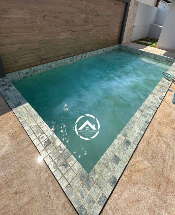 Imagem Casa com 3 Quartos à Venda, 380 m² em Petrópolis - Várzea Grande