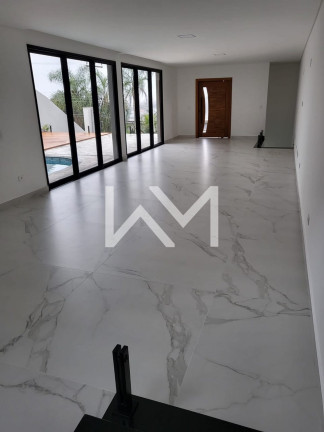 Imagem Casa com 3 Quartos à Venda, 355 m² em Caputera - Arujá Imagem Casa com 3 Quartos à Venda, 355 m² em Caputera - Arujá