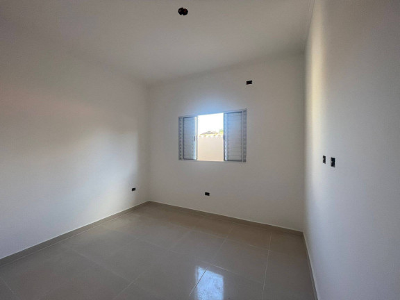 Imagem Casa com 2 Quartos à Venda, 149 m² em Bairro Yuri - Itanhaém