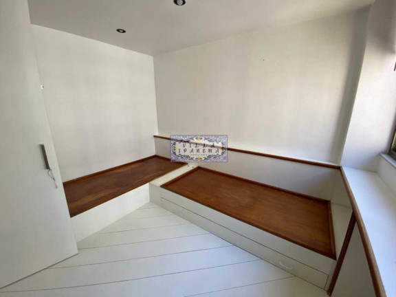 Imagem Apartamento com 3 Quartos à Venda, 141 m² em Copacabana - Rio De Janeiro Imagem Apartamento com 3 Quartos à Venda, 141 m² em Copacabana - Rio De Janeiro