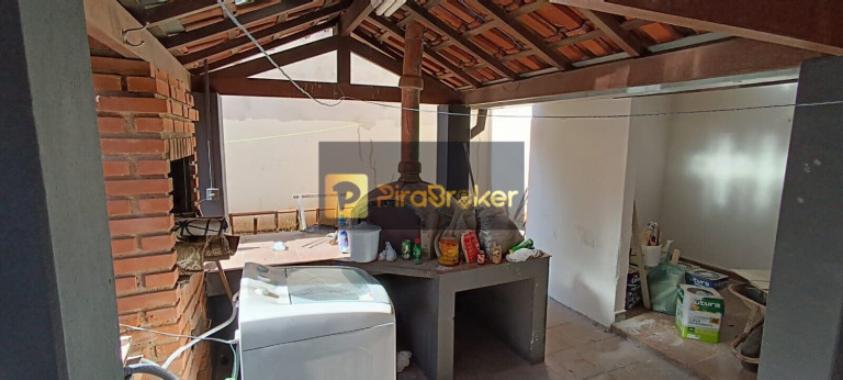 Imagem Casa com 4 Quartos à Venda, 360 m² em Centro - Piracicaba