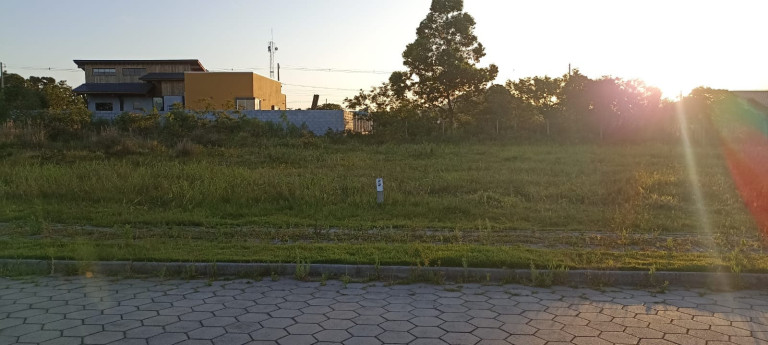 Imagem Terreno à Venda, 747 m² em Campo Duna - Garopaba Imagem Terreno à Venda, 747 m² em Campo Duna - Garopaba