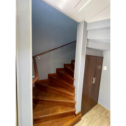 Imagem Sobrado com 2 Quartos à Venda,  em Ariribá - Balneário Camboriú