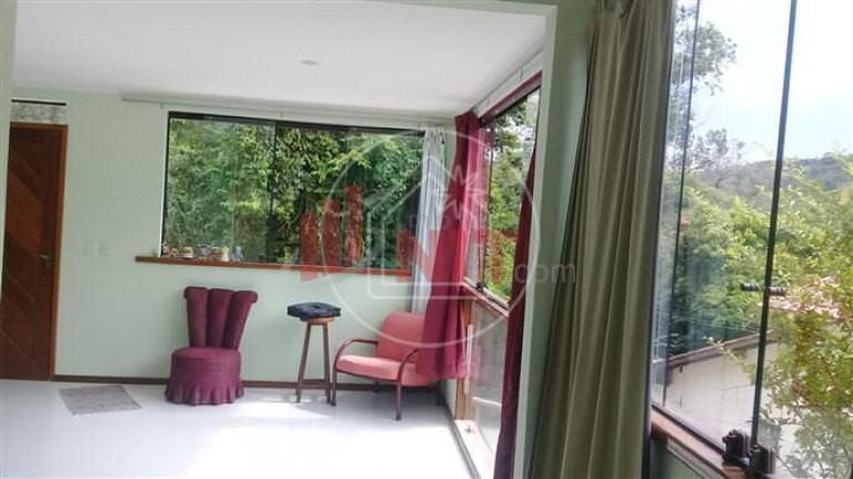 Imagem Casa com 3 Quartos à Venda, 320 m² em Pendotiba - Niterói Imagem Casa com 3 Quartos à Venda, 320 m² em Pendotiba - Niterói