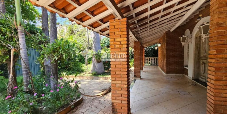 Imagem Casa com 4 Quartos à Venda, 1.093 m² em Estados Unidos - Uberaba Imagem Casa com 4 Quartos à Venda, 1.093 m² em Estados Unidos - Uberaba