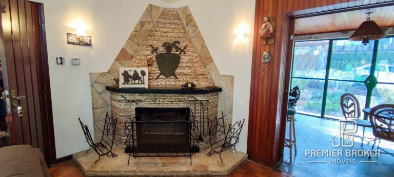 Imagem Casa com 7 Quartos à Venda, 457 m² em Cascata Dos Amores - Teresópolis Imagem Casa com 7 Quartos à Venda, 457 m² em Cascata Dos Amores - Teresópolis