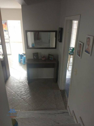 Imagem Casa com 3 Quartos à Venda, 250 m² em Carianos - Florianópolis