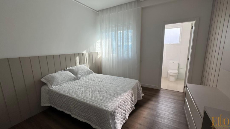 Imagem Cobertura com 4 Quartos à Venda, 190 m² em Meia Praia - Itapema Imagem Cobertura com 4 Quartos à Venda, 190 m² em Meia Praia - Itapema