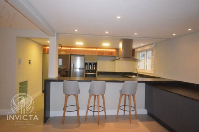 Imagem Apartamento com 3 Quartos à Venda, 228 m² em Centro - Balneário Camboriú Imagem Apartamento com 3 Quartos à Venda, 228 m² em Centro - Balneário Camboriú