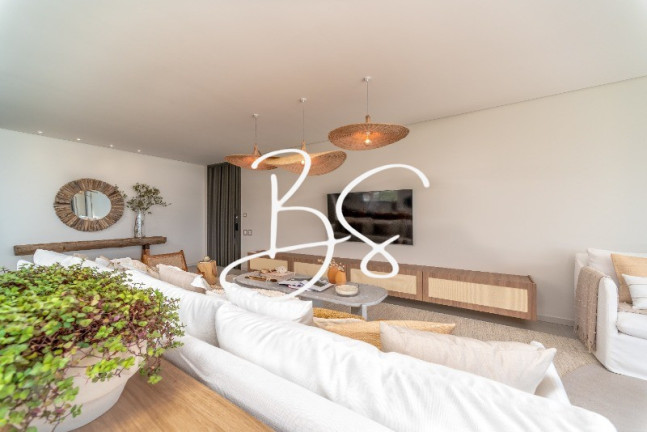 Imagem Casa com 5 Quartos à Venda, 1.385 m² em Praia Do Estaleiro - Balneário Camboriú
