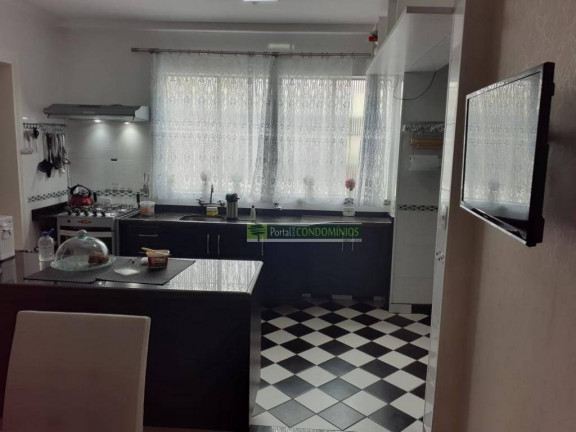 Imagem Imóvel com 3 Quartos à Venda, 170 m² em Cabral - Curitiba Imagem Imóvel com 3 Quartos à Venda, 170 m² em Cabral - Curitiba