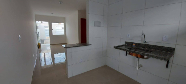 Imagem Casa com 2 Quartos à Venda,  em Feira De Santana