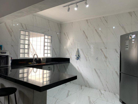 Imagem Casa com 4 Quartos à Venda, 220 m² em João Aranha - Paulínia