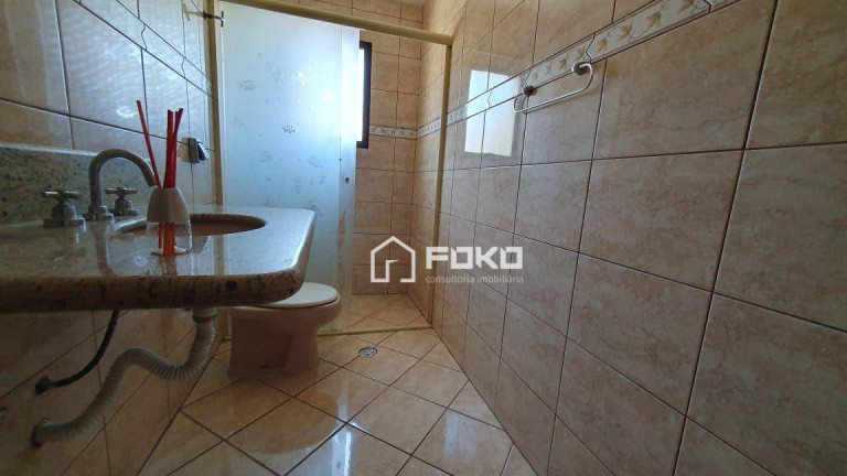 Imagem Sobrado com 3 Quartos para Alugar, 187 m² em Jardim São Jorge - Guarulhos