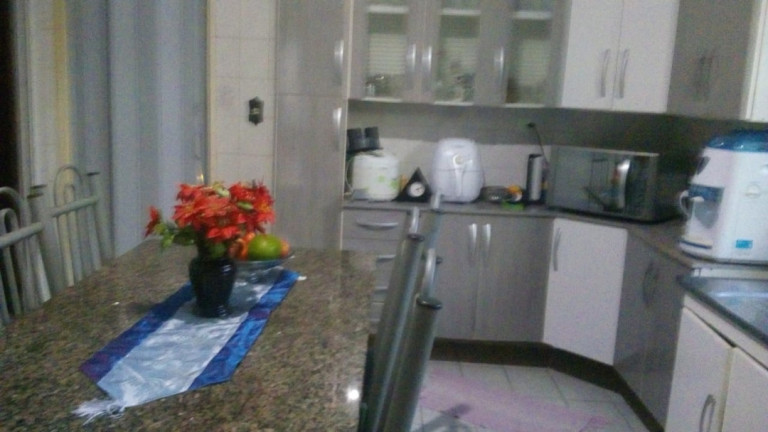 Casa com 3 Quartos à Venda, 250 m² em Jacareí
