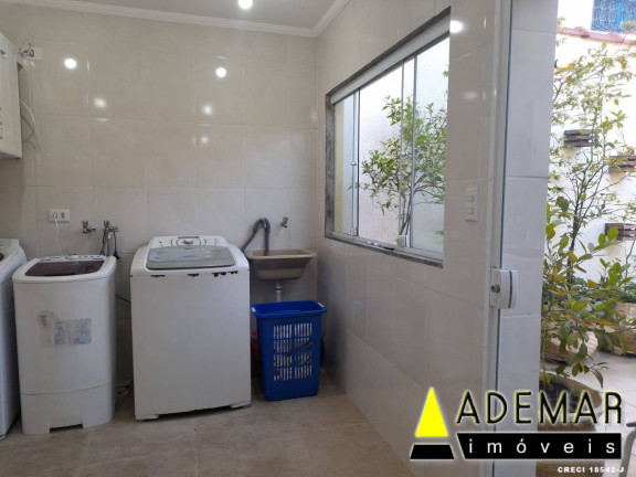 Imagem Casa com 3 Quartos à Venda, 200 m² em Taboão - São Bernardo Do Campo Imagem Casa com 3 Quartos à Venda, 200 m² em Taboão - São Bernardo Do Campo