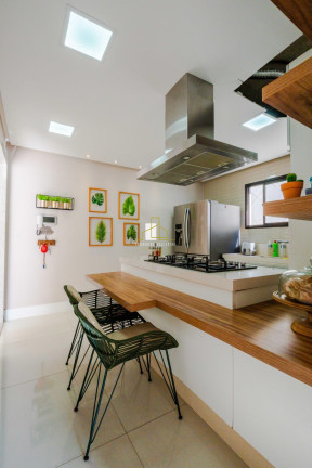 Imagem Casa com 4 Quartos à Venda, 276 m² em Santos Dumont - Vila Velha