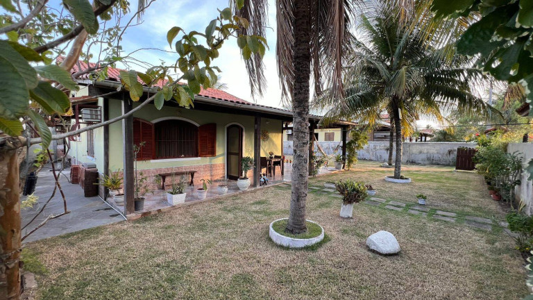 Casa com 3 Quartos à Venda, 600 m² em Balneário (praia Seca) - Araruama