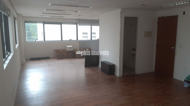 Imóvel Comercial para Alugar, 64 m² em Itaim Bibi - São Paulo