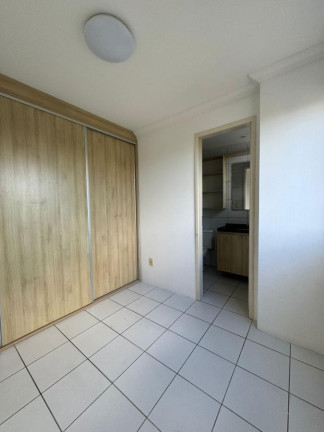 Imagem Apartamento com 3 Quartos para Alugar, 79 m² em Espinheiro - Recife