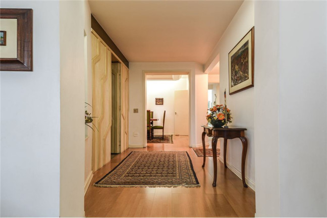 Imagem Imóvel com 3 Quartos à Venda, em Bela Vista - São Paulo Imagem Imóvel com 3 Quartos à Venda, em Bela Vista - São Paulo